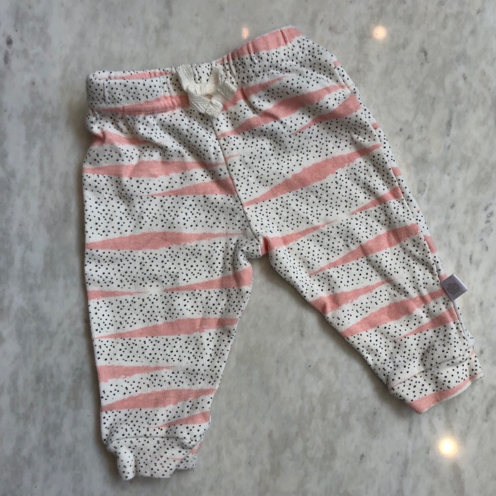 Pink tiger striped leggings